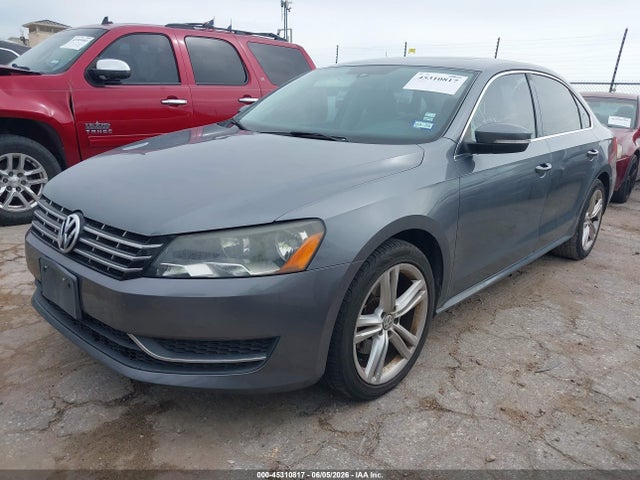 45310817 :رقم المزاد ، 1VWBN7A32EC083719 vin ، 2014 Volkswagen Passat 2.0l Tdi Se مزاد بيع