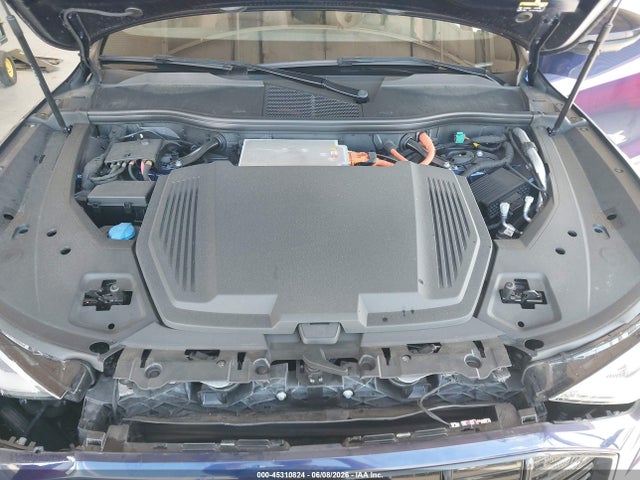 Audi E-tron Premium Quattro 2022 WA1AAAGE0NB025995 Image 10