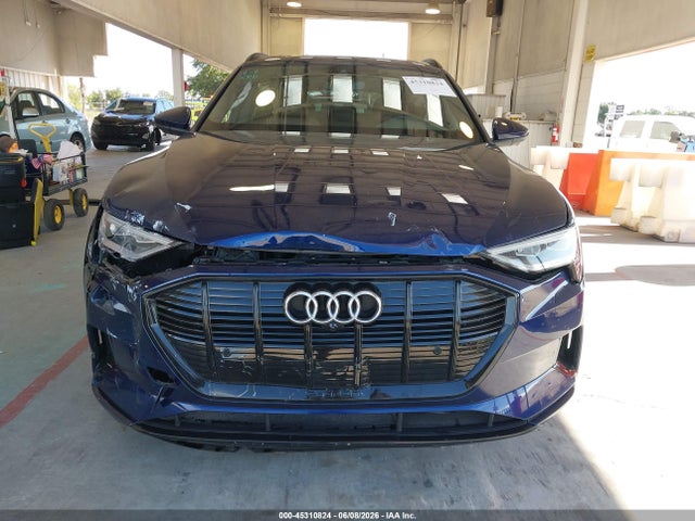 Audi E-tron Premium Quattro 2022 WA1AAAGE0NB025995 Image 13