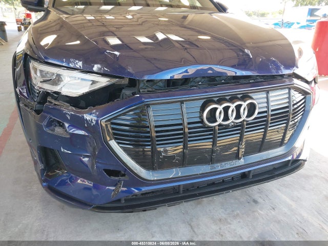 Audi E-tron Premium Quattro 2022 WA1AAAGE0NB025995 Image 6