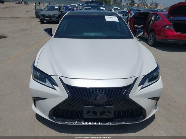 Lexus ES 300H 2021 58ADA1C13MU005088 Image 12