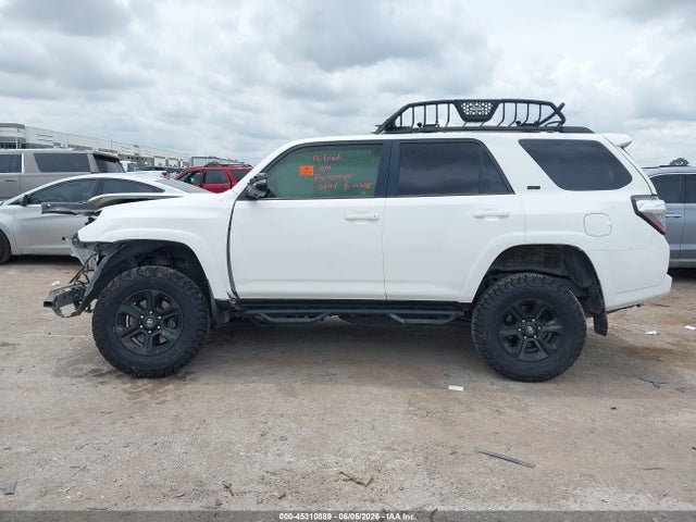 Продаж на аукціоні авто 2018 Toyota 4runner Sr5 Premium, vin: JTEBU5JR0J5502451, номер лоту: 45310889
