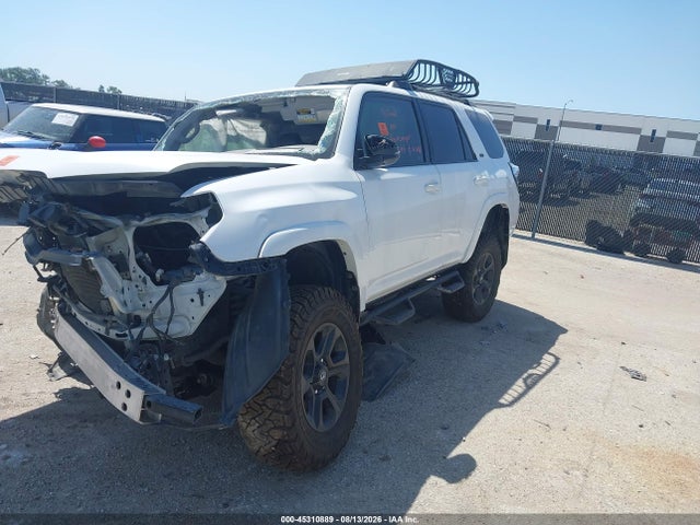 Продаж на аукціоні авто 2018 Toyota 4runner Sr5 Premium, vin: JTEBU5JR0J5502451, номер лоту: 45310889