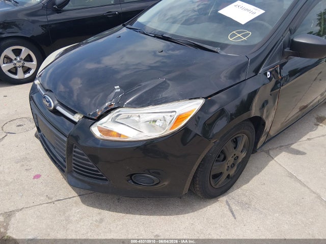 Продажа на аукционе авто 2013 Ford Focus S, vin: 1FADP3E21DL257865, номер лота: 45310910