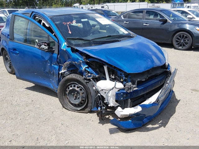 Toyota Prius C Two 2014 JTDKDTB36E1077172 Image 6