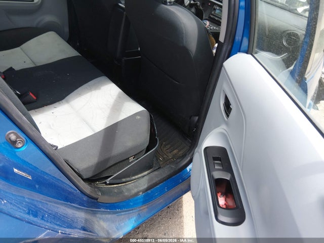 Toyota Prius C Two 2014 JTDKDTB36E1077172 Image 8