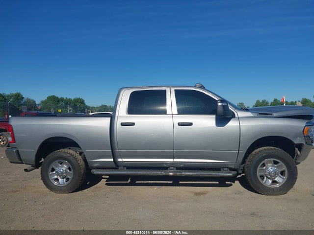 2023 Ram 2500 Tradesman  4x4 6'4 Box მანქანა იყიდება აუქციონზე, vin: 3C6UR5CJ6PG528017, აუქციონის ნომერი: 45310914