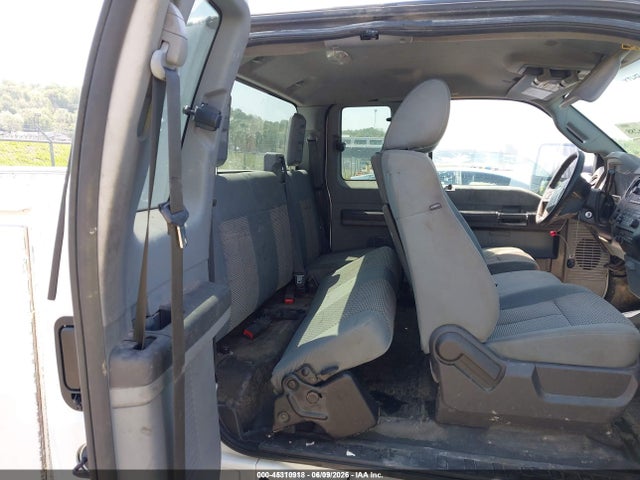 45310918 :رقم المزاد ، 1FD8X3HT0EEA66407 vin ، 2014 Ford F-350 Chassis Xl مزاد بيع