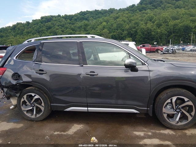2022 Subaru Forester Touring მანქანა იყიდება აუქციონზე, vin: JF2SKARC8NH485018, აუქციონის ნომერი: 45310920