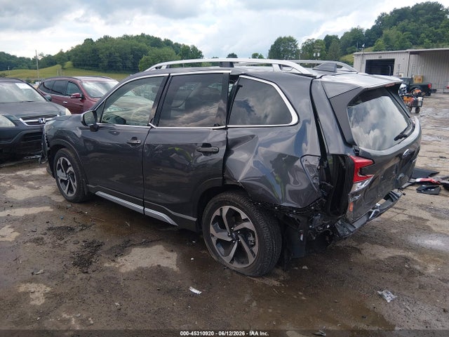 2022 Subaru Forester Touring მანქანა იყიდება აუქციონზე, vin: JF2SKARC8NH485018, აუქციონის ნომერი: 45310920
