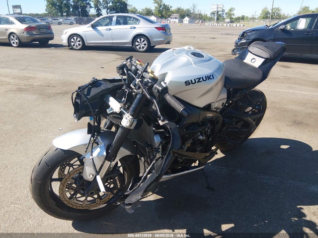 Suzuki GSX-R1000 2025 JS1DM11B9S7100131 Image 2