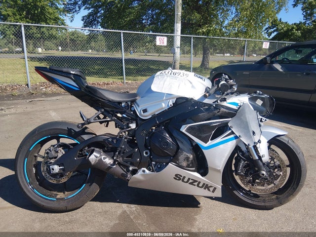 Suzuki GSX-R1000 2025 JS1DM11B9S7100131 Image 12