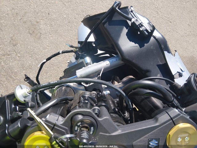 Suzuki GSX-R1000 2025 JS1DM11B9S7100131 Image 7