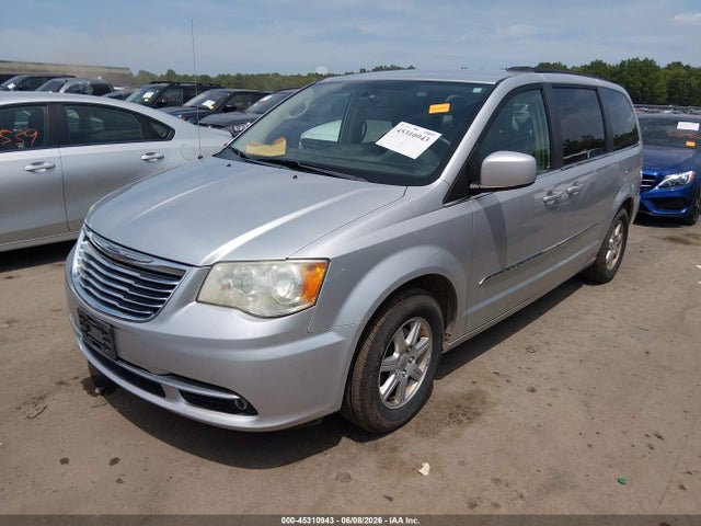 45310943 :رقم المزاد ، 2A4RR5DG3BR637260 vin ، 2011 Chrysler Town & Country Touring مزاد بيع
