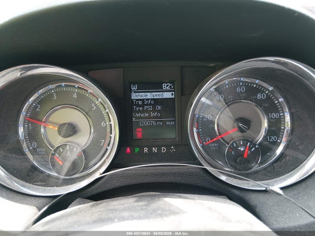 45310943 :رقم المزاد ، 2A4RR5DG3BR637260 vin ، 2011 Chrysler Town & Country Touring مزاد بيع