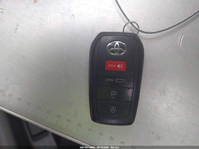 45310965 :رقم المزاد ، JTDBDMHE6RJ005831 vin ، 2024 Toyota Corolla Hybrid Se مزاد بيع