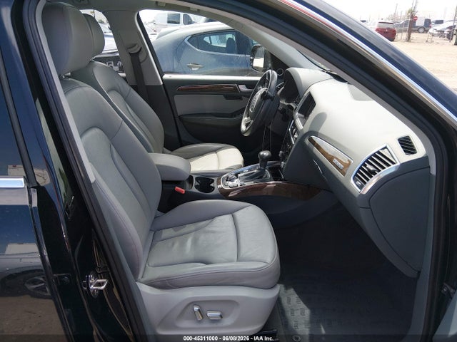 Audi Q5 2.0t Premium 2016 WA1L2AFP4GA139922 Image 5
