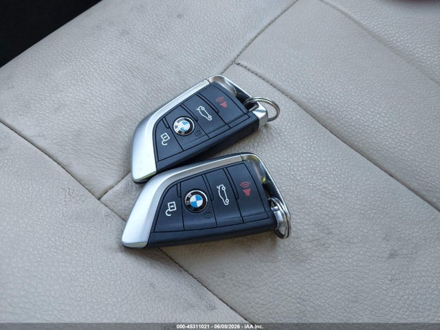 Продаж на аукціоні авто 2016 Bmw X5 Edrive Xdrive40e, vin: 5UXKT0C55G0S76111, номер лоту: 45311021