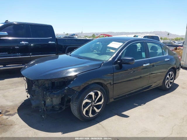 Honda ACCORD EX 2017 1HGCR2F70HA104918 Image 2