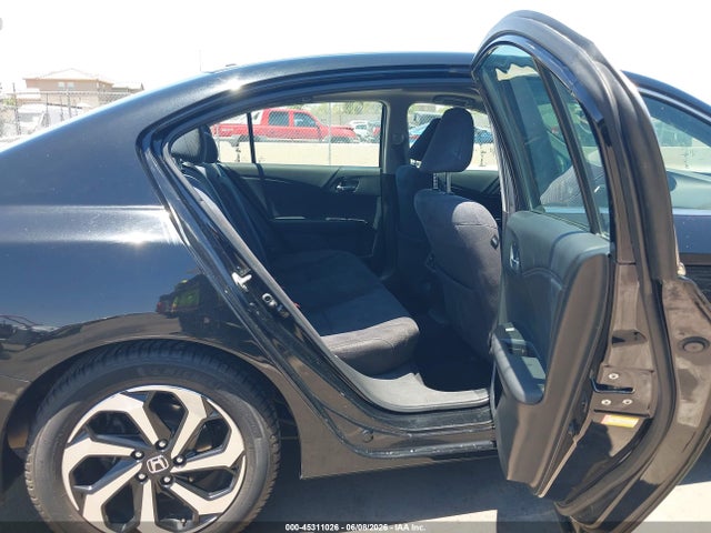Honda ACCORD EX 2017 1HGCR2F70HA104918 Image 8
