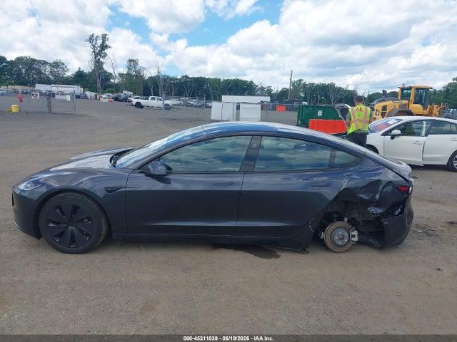 Tesla MODEL 3 2024 5YJ3E1EA6RF785838 Image 14