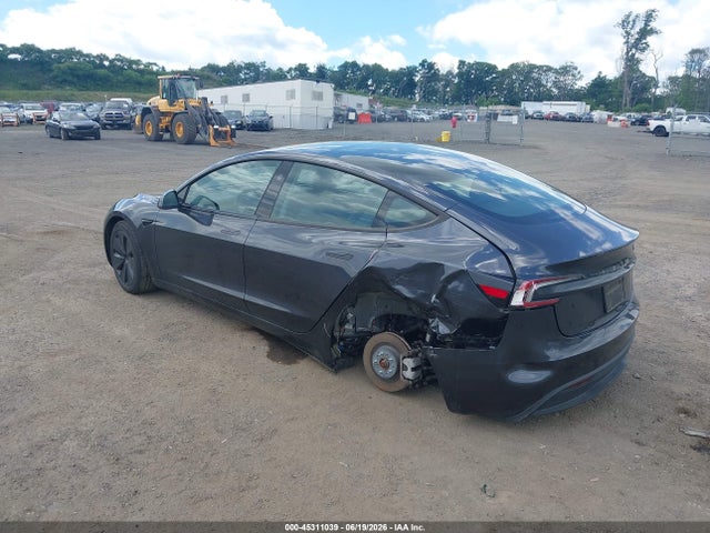 Tesla MODEL 3 2024 5YJ3E1EA6RF785838 Image 3