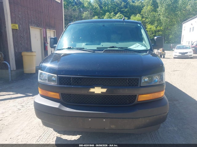 1GAWGEFP1L1259627 Chevrolet Express Passenger Rwd 2500 Regular Wheelbase Ls