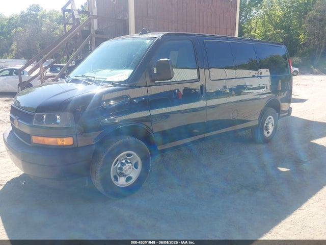 1GAWGEFP1L1259627 Chevrolet Express Passenger Rwd 2500 Regular Wheelbase Ls