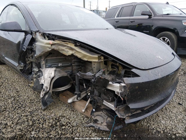 5YJ3E1EA0RF757498 Tesla Model 3 Long Range Dual Motor All-wheel Drive/rear-wheel Drive