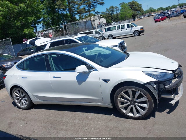 Продажа на аукционе авто 2020 Tesla Model 3 Standard Range Plus Rear-wheel Drive/standard Range Rear-wheel Drive, vin: 5YJ3E1EA7LF738003, номер лота: 45311102