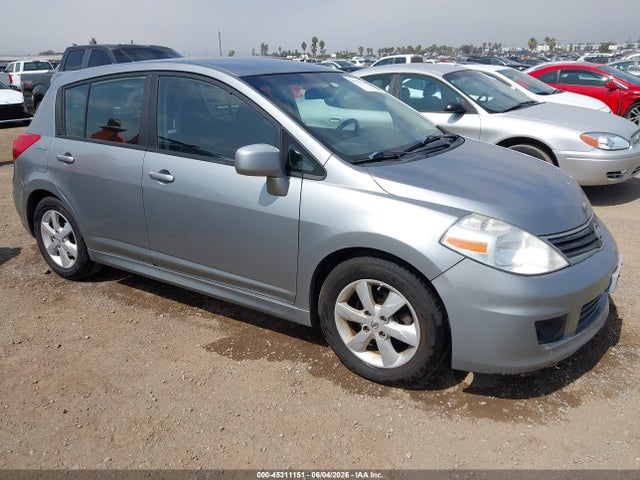 45311151 :رقم المزاد ، 3N1BC1CP3BL367885 vin ، 2011 Nissan Versa 1.8sl مزاد بيع