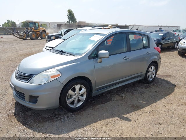 45311151 :رقم المزاد ، 3N1BC1CP3BL367885 vin ، 2011 Nissan Versa 1.8sl مزاد بيع