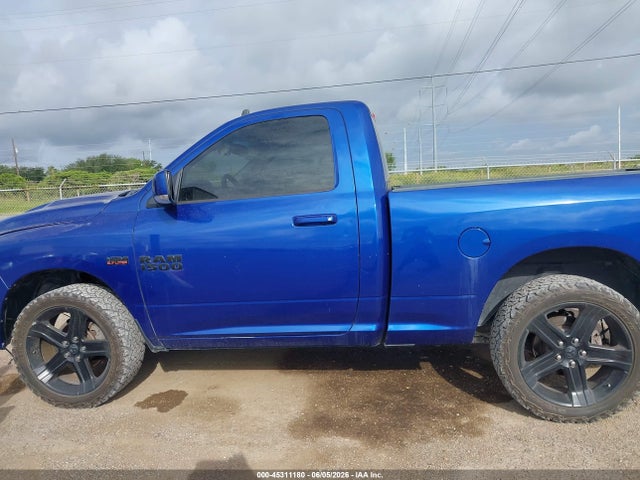 45311180 :رقم المزاد ، 3C6JR6CT9JG195233 vin ، 2018 Ram 1500 Sport  4x2 6'4 Box مزاد بيع
