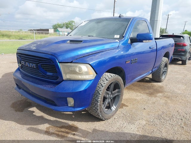 45311180 :رقم المزاد ، 3C6JR6CT9JG195233 vin ، 2018 Ram 1500 Sport  4x2 6'4 Box مزاد بيع