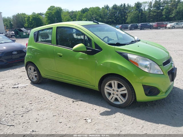 2015 Chevrolet Spark Ls Cvt მანქანა იყიდება აუქციონზე, vin: KL8CB6S97FC747567, აუქციონის ნომერი: 45311192