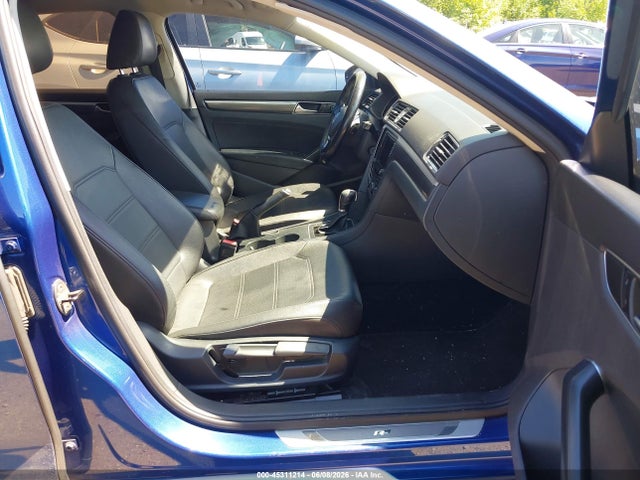 Aukcja sprzedaży 2017 Volkswagen Passat 1.8t R-line, vin: 1VWDT7A37HC063520, numer aukcji: 45311214