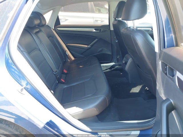 Aukcja sprzedaży 2017 Volkswagen Passat 1.8t R-line, vin: 1VWDT7A37HC063520, numer aukcji: 45311214