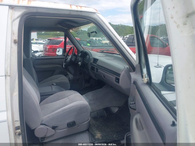 1996 Ford Bronco U100 მანქანა იყიდება აუქციონზე, vin: 1FMEU15H3TLA52221, აუქციონის ნომერი: 45311228