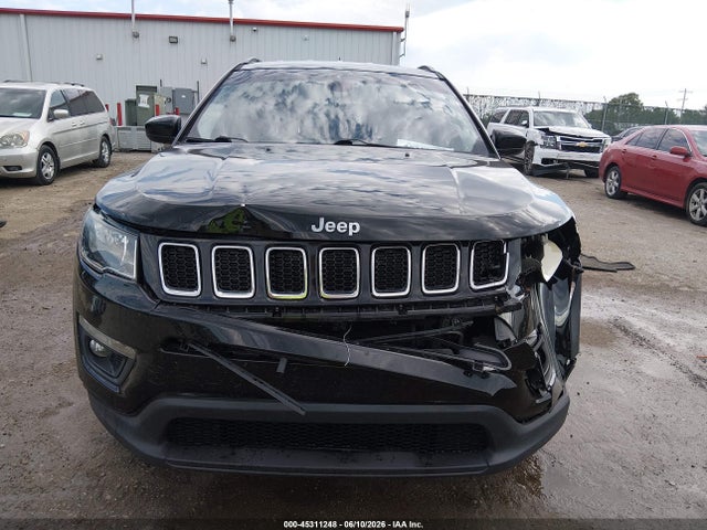 Jeep Compass Latitude 4x4 2018 3C4NJDBB0JT256927 Image 12