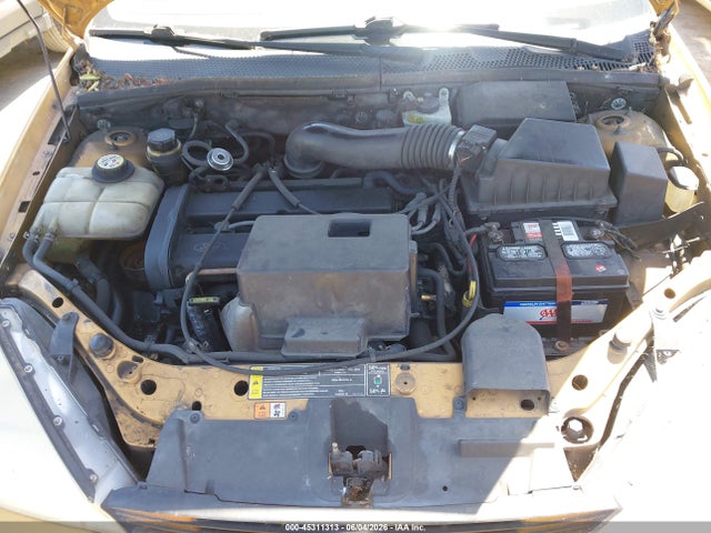 45311313 :رقم المزاد ، 1FAHP36371W108640 vin ، 2001 Ford Focus Se مزاد بيع