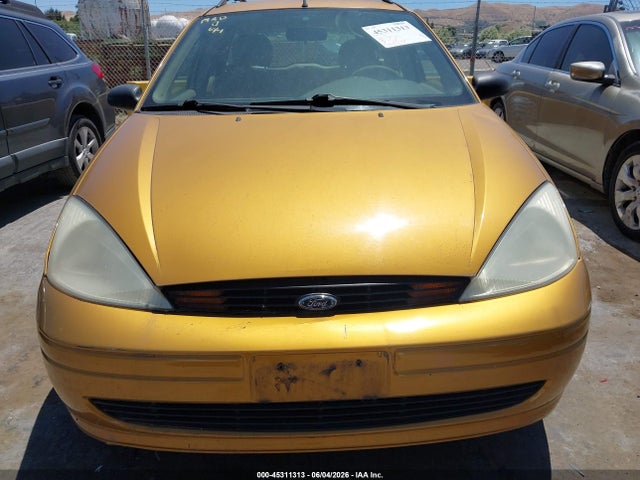45311313 :رقم المزاد ، 1FAHP36371W108640 vin ، 2001 Ford Focus Se مزاد بيع