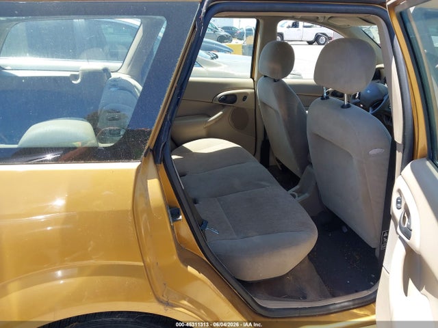 45311313 :رقم المزاد ، 1FAHP36371W108640 vin ، 2001 Ford Focus Se مزاد بيع