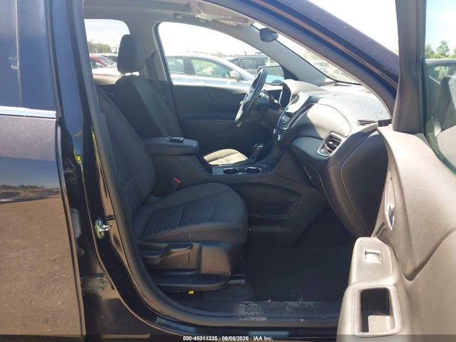 Продаж на аукціоні авто 2018 Chevrolet Equinox Lt, vin: 2GNAXSEV7J6330458, номер лоту: 45311335