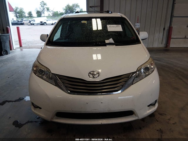 Aukcja sprzedaży 2013 Toyota Sienna Xle V6 8 Passenger, vin: 5TDYK3DC9DS376881, numer aukcji: 45311351