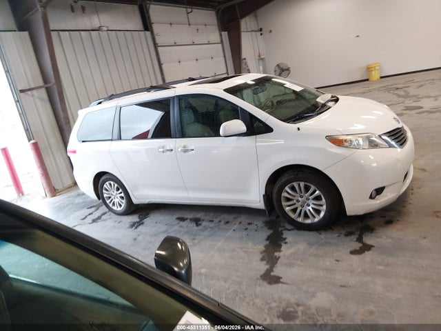 Aukcja sprzedaży 2013 Toyota Sienna Xle V6 8 Passenger, vin: 5TDYK3DC9DS376881, numer aukcji: 45311351
