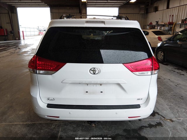 Aukcja sprzedaży 2013 Toyota Sienna Xle V6 8 Passenger, vin: 5TDYK3DC9DS376881, numer aukcji: 45311351