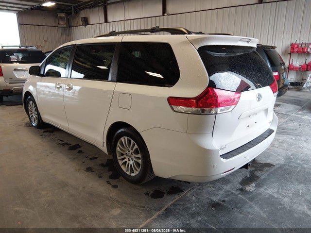 Aukcja sprzedaży 2013 Toyota Sienna Xle V6 8 Passenger, vin: 5TDYK3DC9DS376881, numer aukcji: 45311351