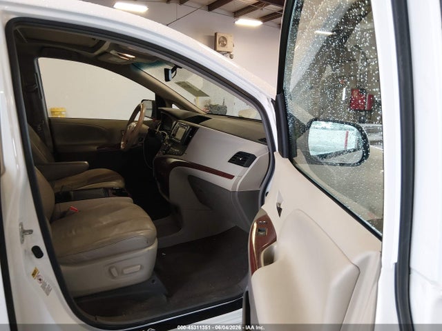 Aukcja sprzedaży 2013 Toyota Sienna Xle V6 8 Passenger, vin: 5TDYK3DC9DS376881, numer aukcji: 45311351