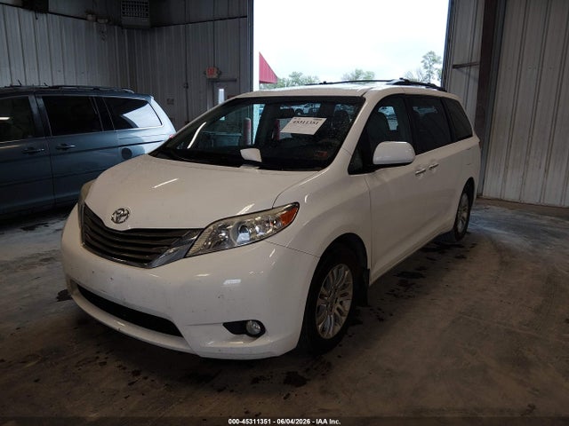 Aukcja sprzedaży 2013 Toyota Sienna Xle V6 8 Passenger, vin: 5TDYK3DC9DS376881, numer aukcji: 45311351