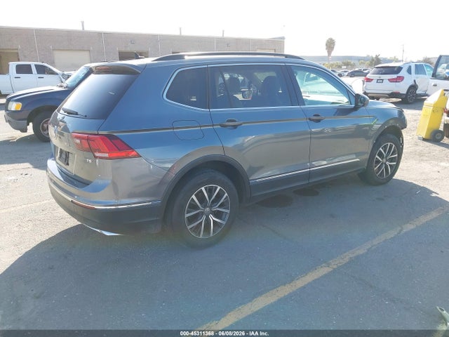 3VV3B7AX4JM221452 Volkswagen Tiguan 2.0t Se/2.0t Sel